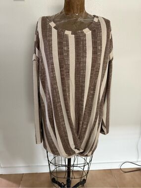 NWT Tru Self Brown & Cream Striped Long-Sleeve Twist Hem Top Size 3X